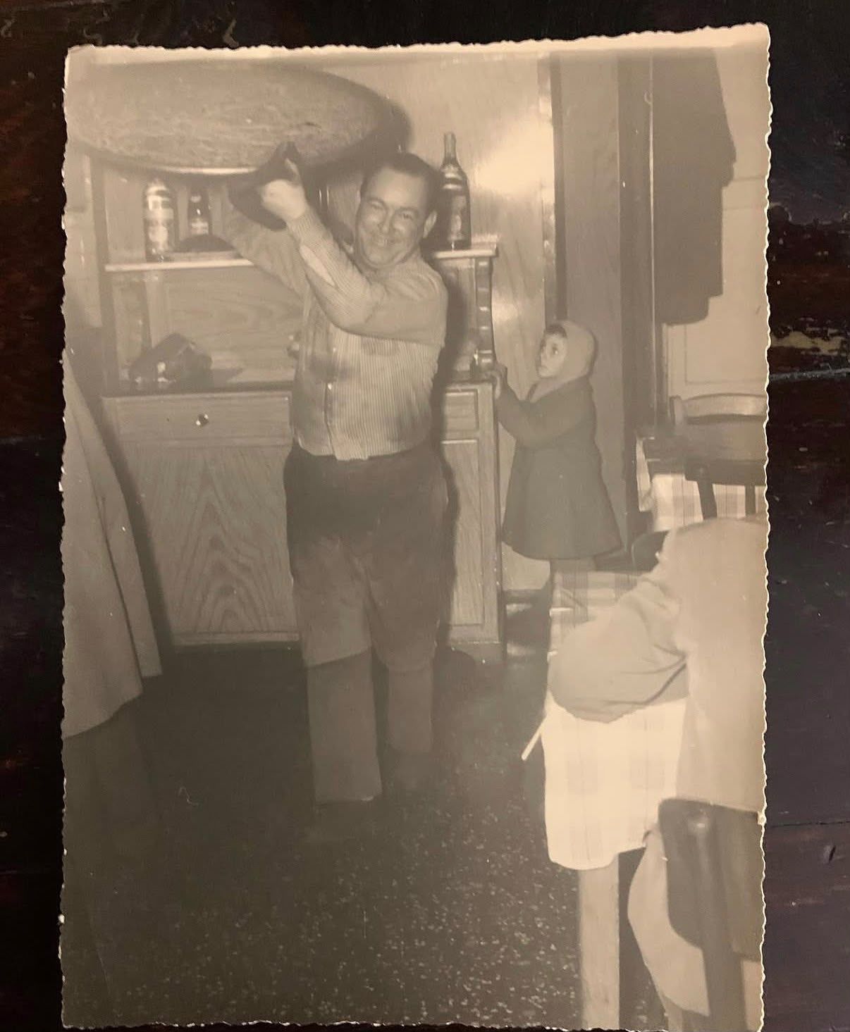 Foto d'archivio: il testo di farinata portato sulla spalla